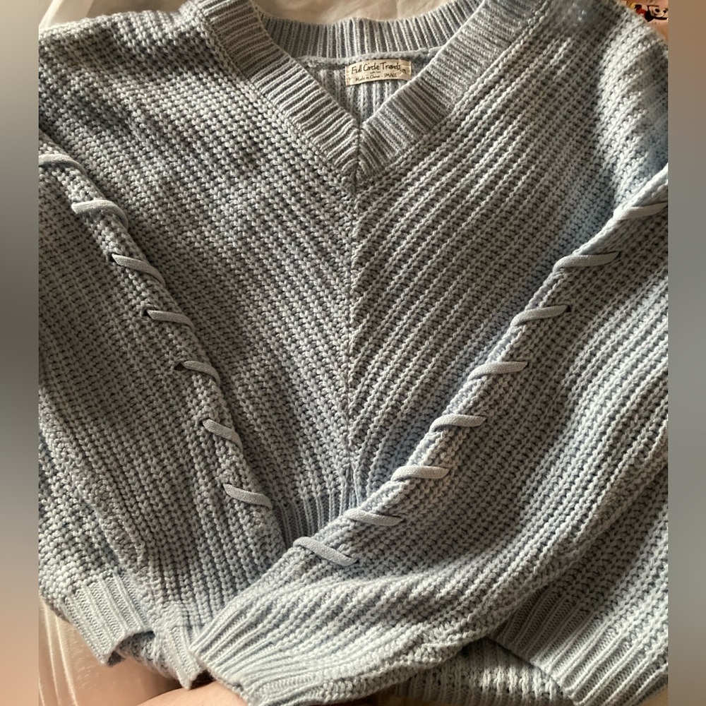 4/$10 Women's Light Blue V-Neck Knit Sweater - Relaxed Cropped Pullover